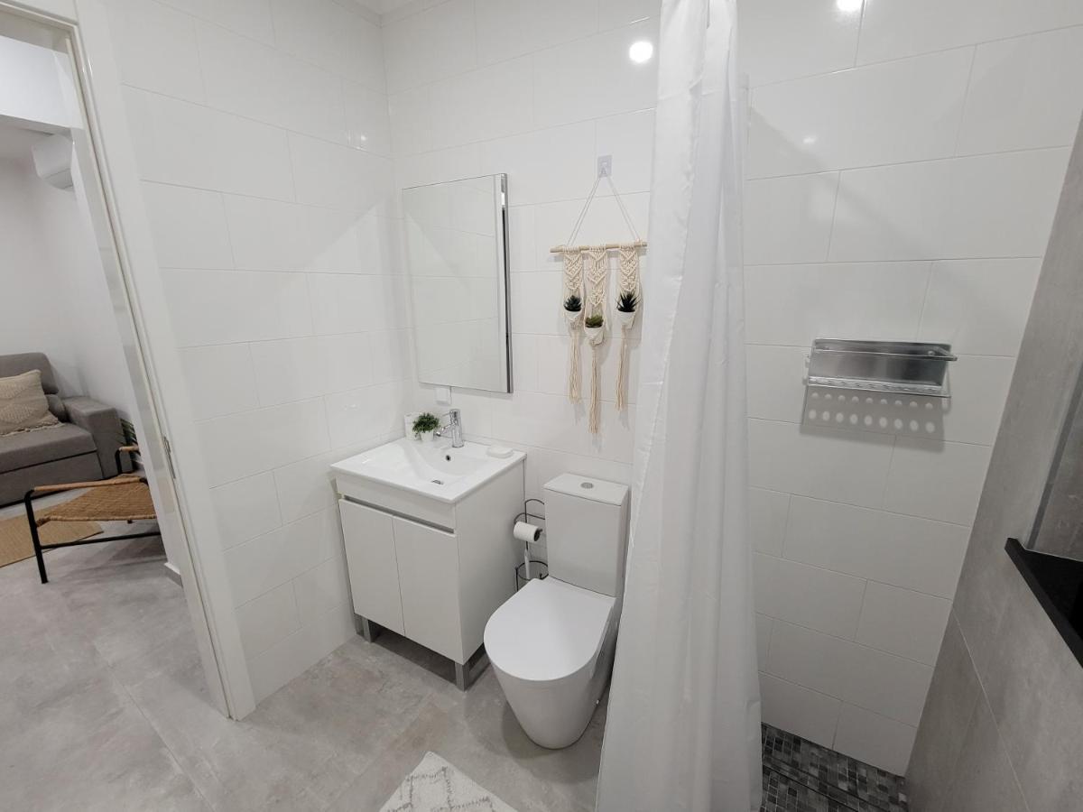 Mf Terceira - Villa With Terrace & Ocean Views Прая-да-Віторія Екстер'єр фото